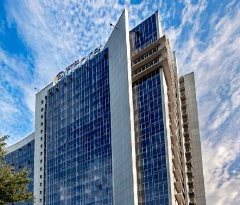 Отель "Ramada Encore"